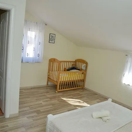 Nela Makarska-imotski Вилла Имотски